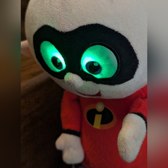 Vintage The Incredibles Fightin' Fun Jack-Jack 15" Electronic Plush - Picture 10 of 13